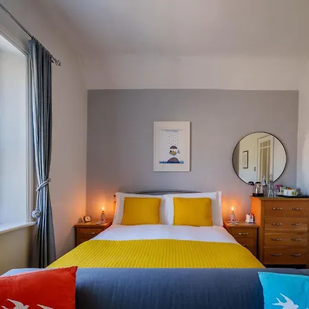 Corner Beech House Guest house 4*