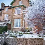 Corner Beech House