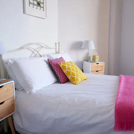 Guest house Corner Beech House 4*