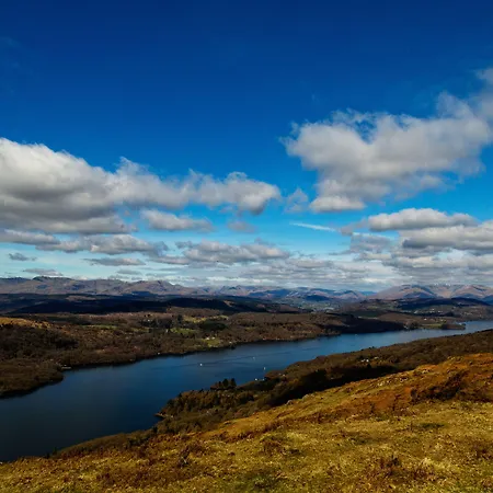 Corner Beech House 4*