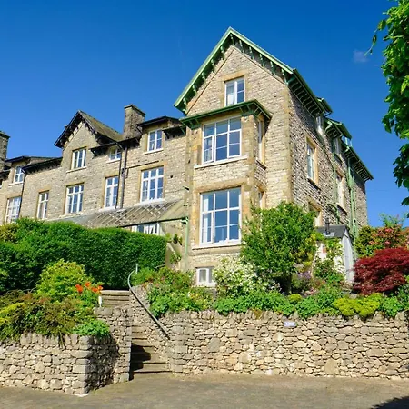 Corner Beech House Guest house 4*