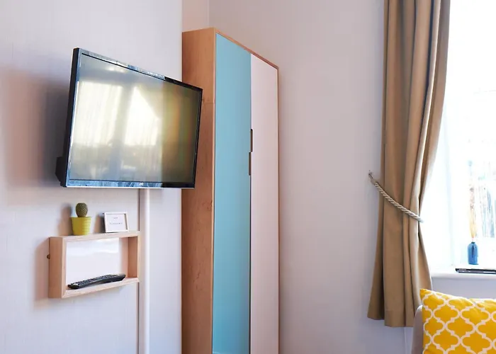 Guest house Corner Beech House 4*