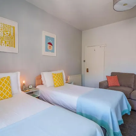 Corner Beech House Casa de hóspedes